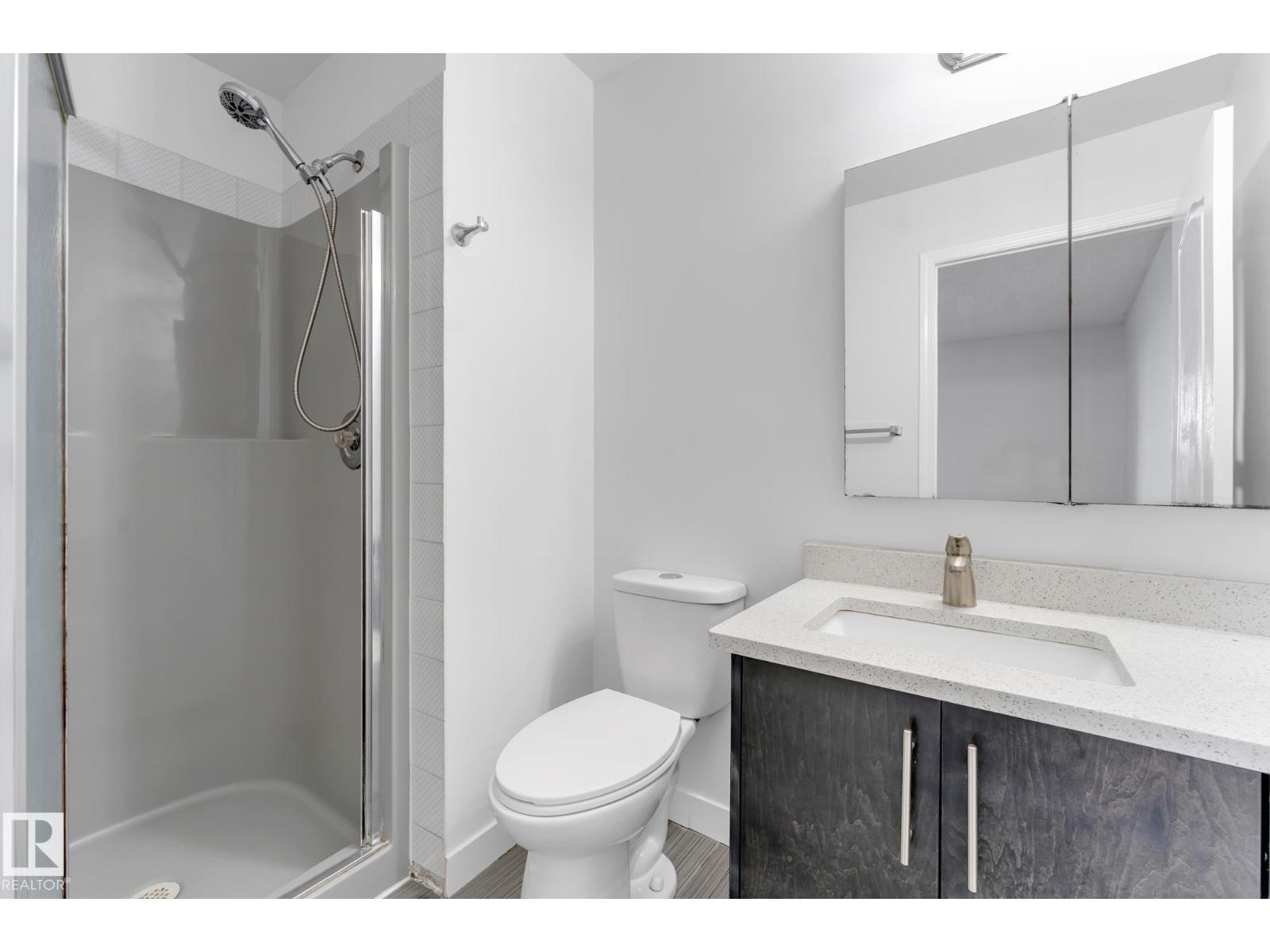 4511 25 AV NW - Image 23