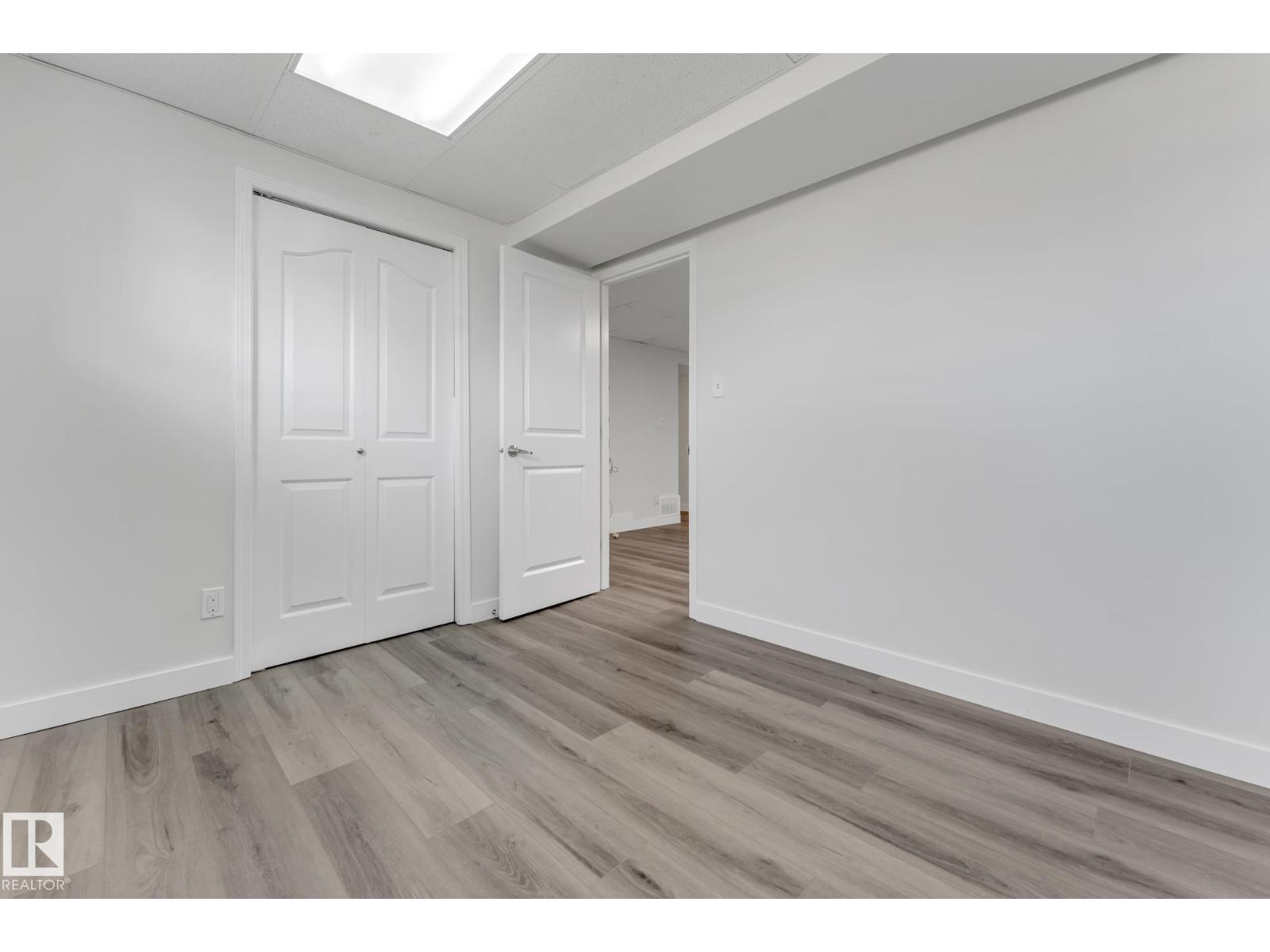 4511 25 AV NW - Image 29
