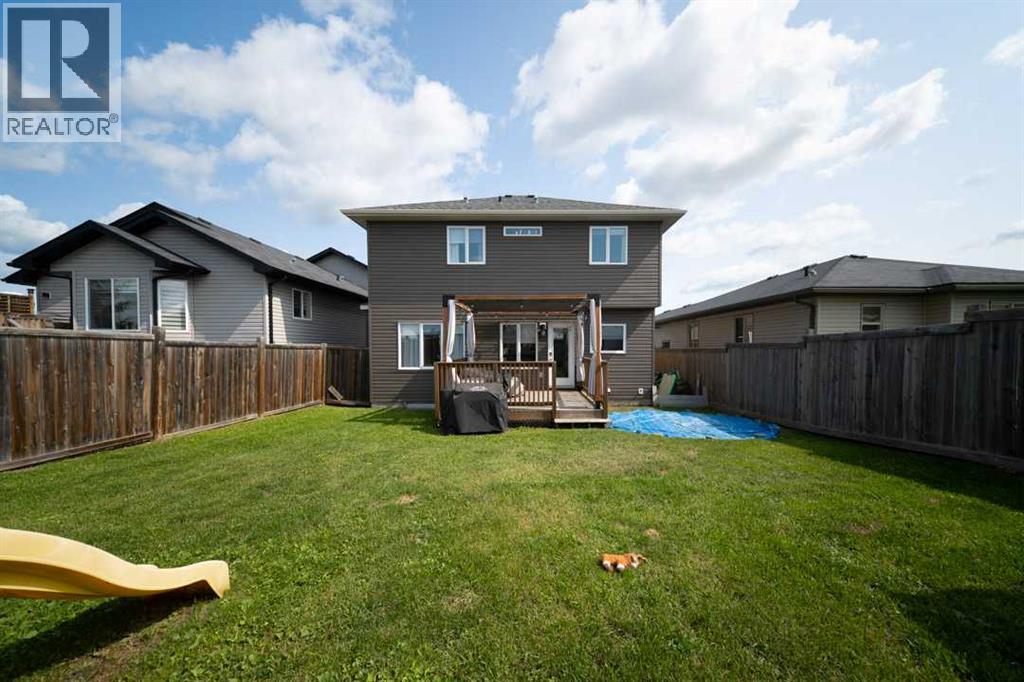 521 Walnut Crescent - Image 38