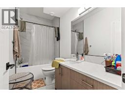 4524 87 Avenue NE - photo 35