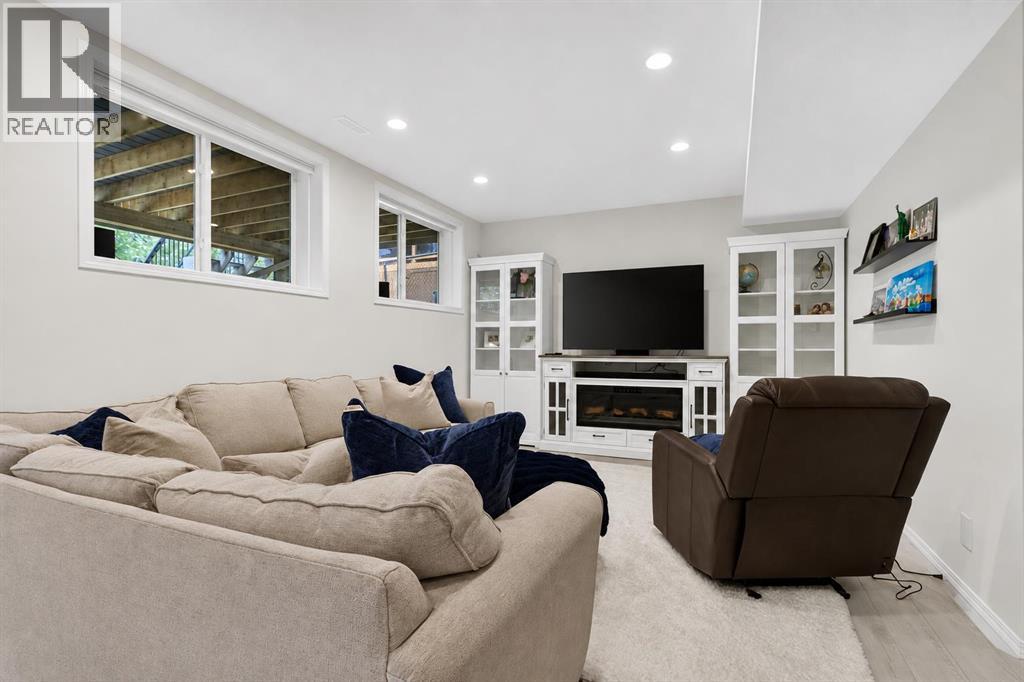 168 West Springs Close SW - Image 30