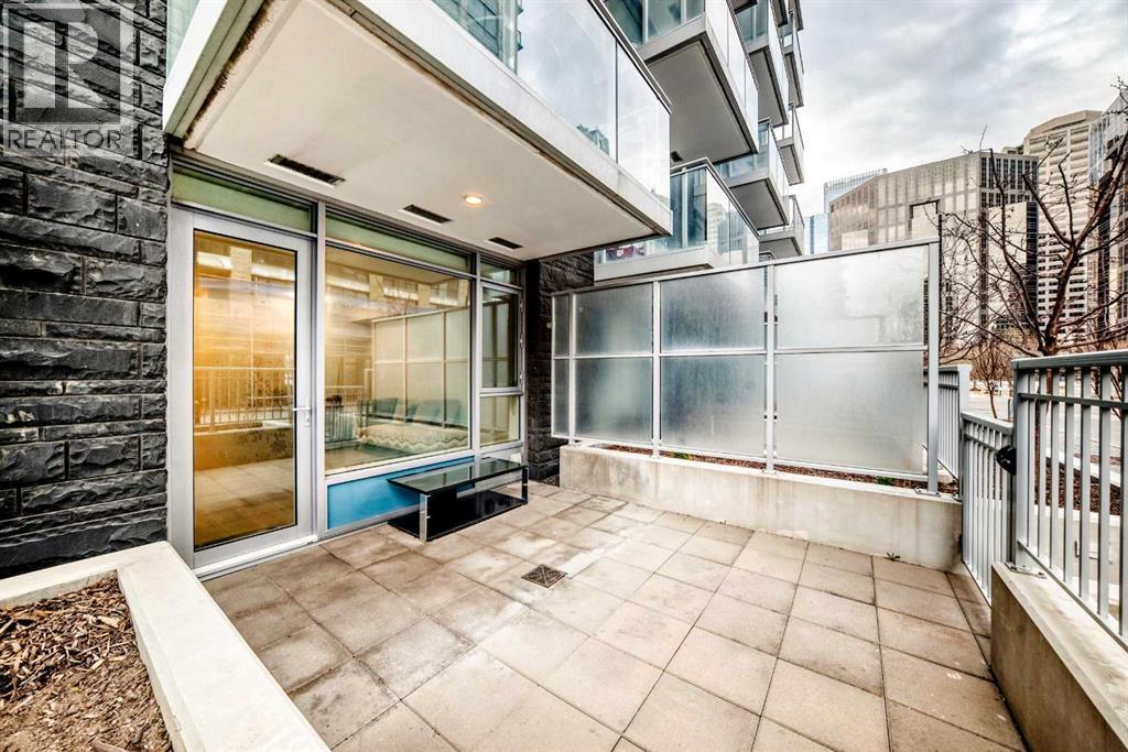 #104 108 Waterfront Court SW - 15