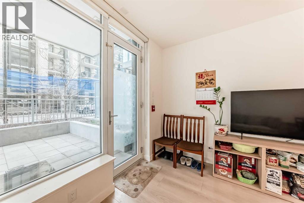 #104 108 Waterfront Court SW - 34