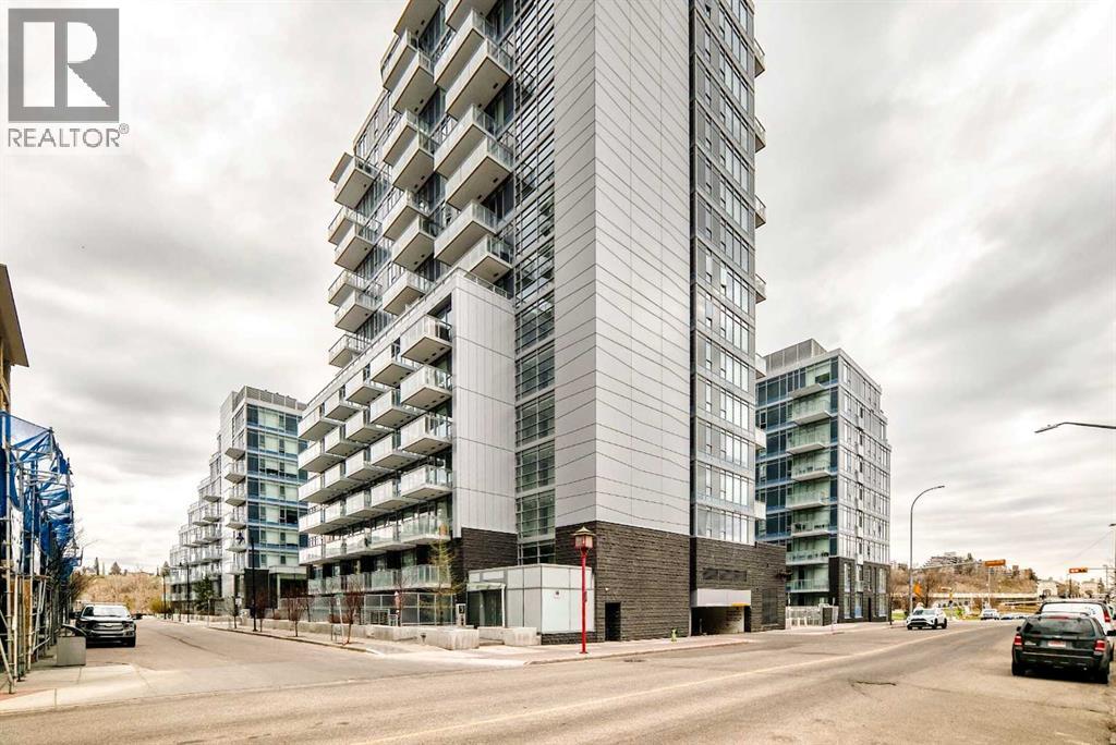 #104 108 Waterfront Court SW - 46