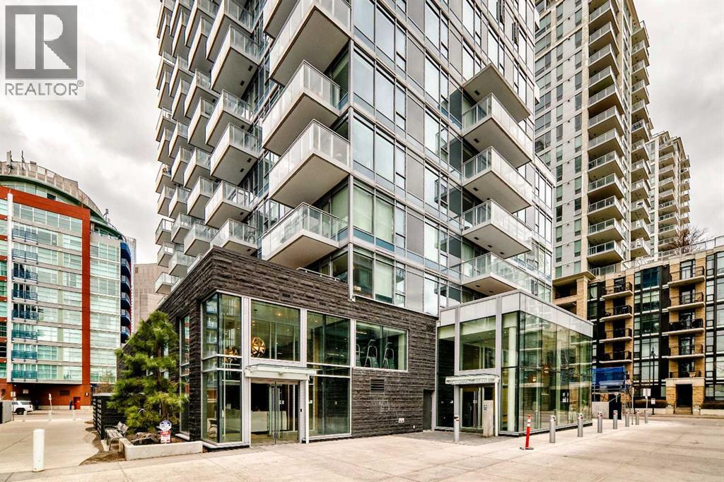 #104 108 Waterfront Court SW - 47