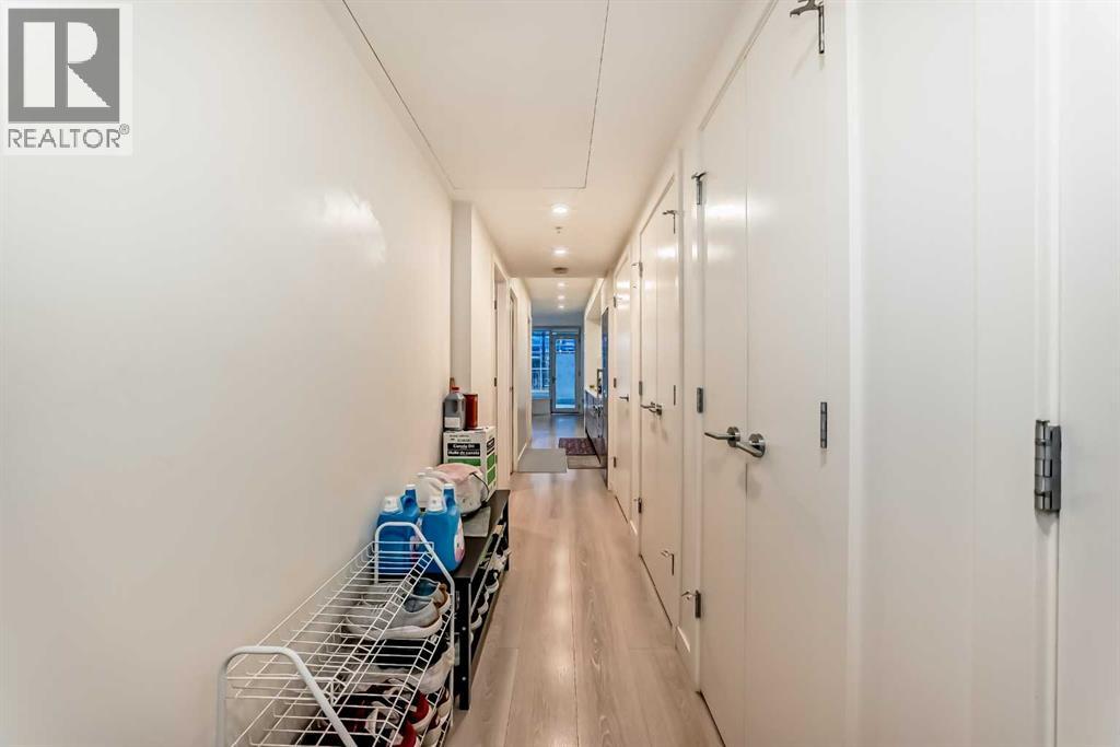 #104 108 Waterfront Court SW - 5