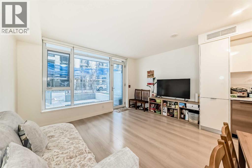 #104 108 Waterfront Court SW - 6