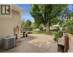 310 Douglas Crescent, Saskatoon, SK S7L4T4 Photo 36