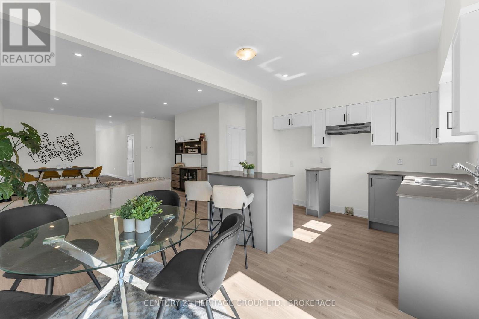 56 DUSENBURY DRIVE - Image 17