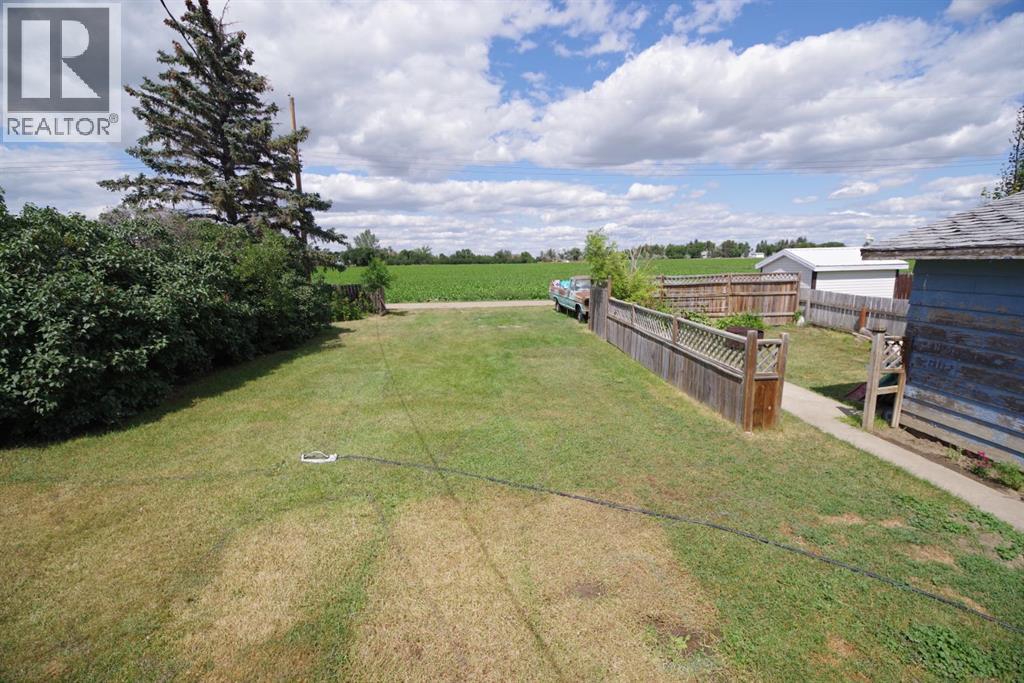 946 3 Avenue - Image 28