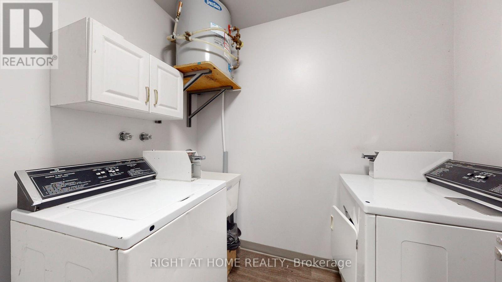 379 ERB STREET W - 25