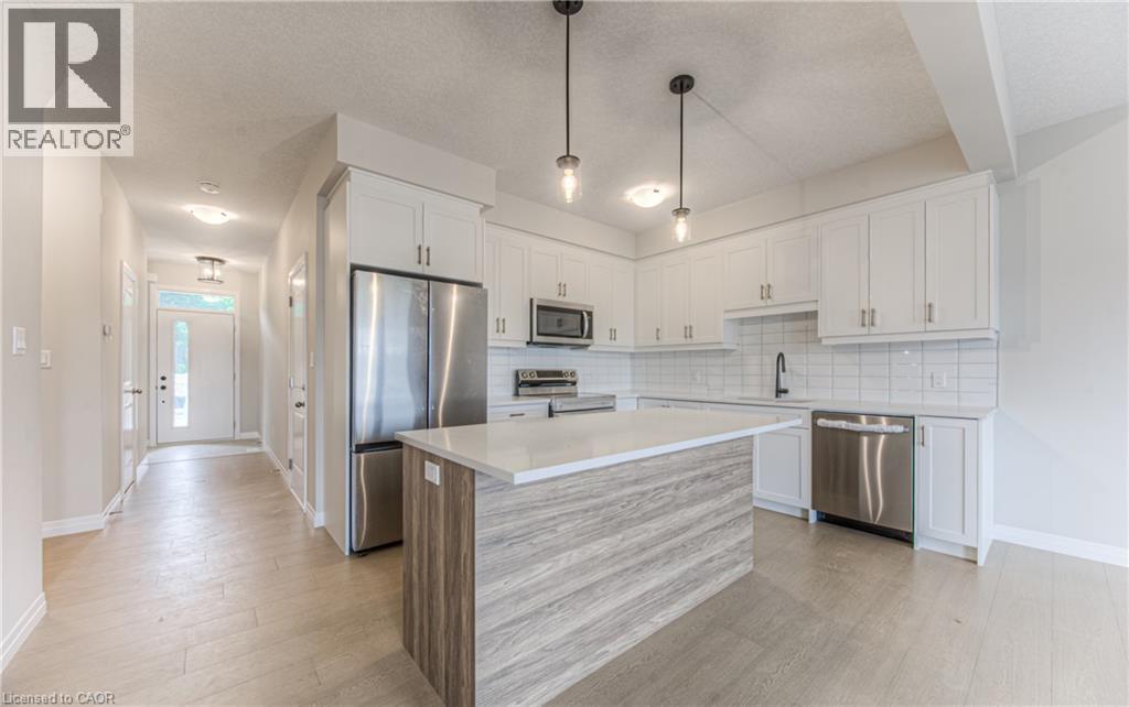 268 GREEN GATE Boulevard — photo 3