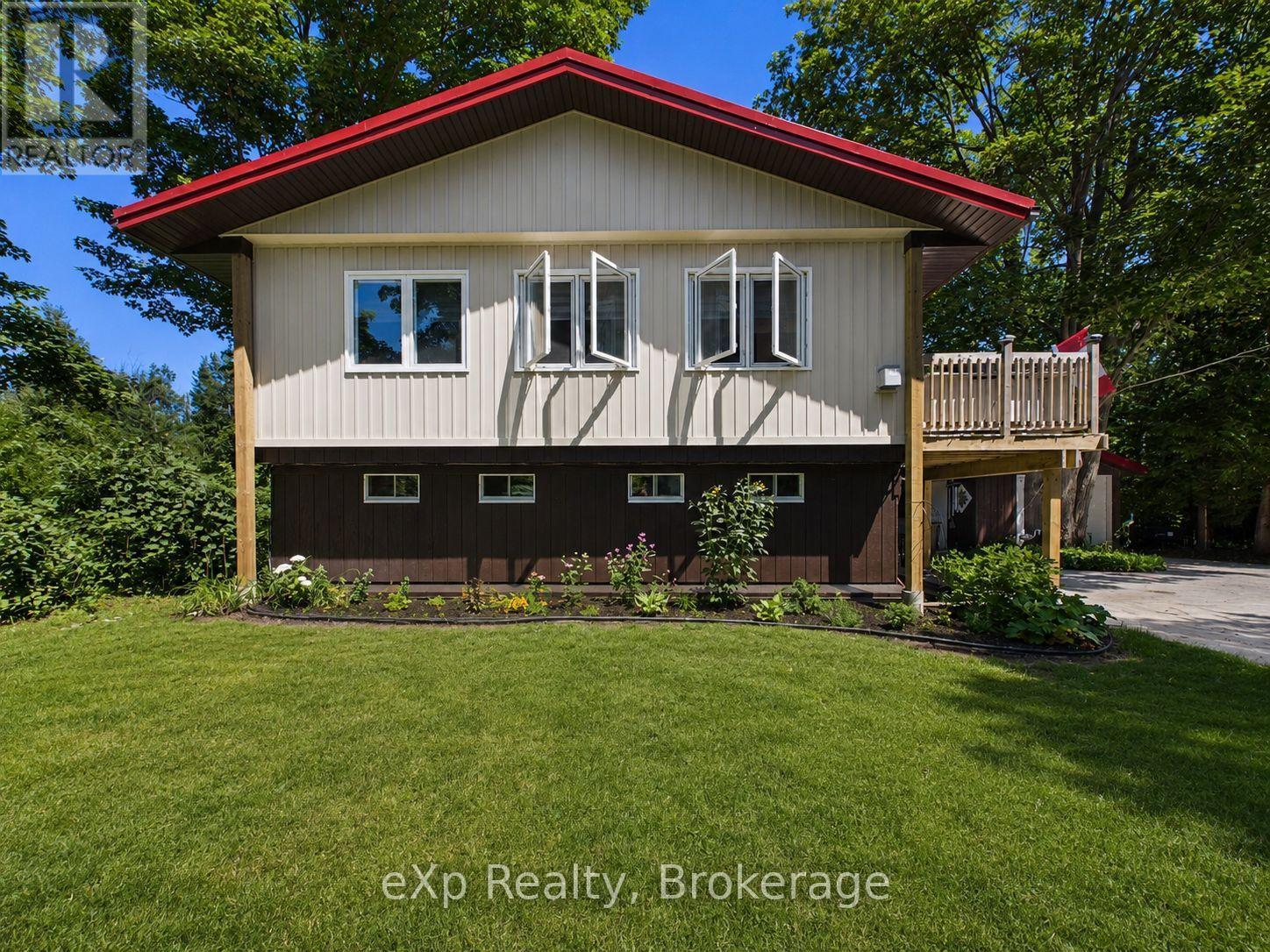 330 TYENDINAGA DRIVE - 3