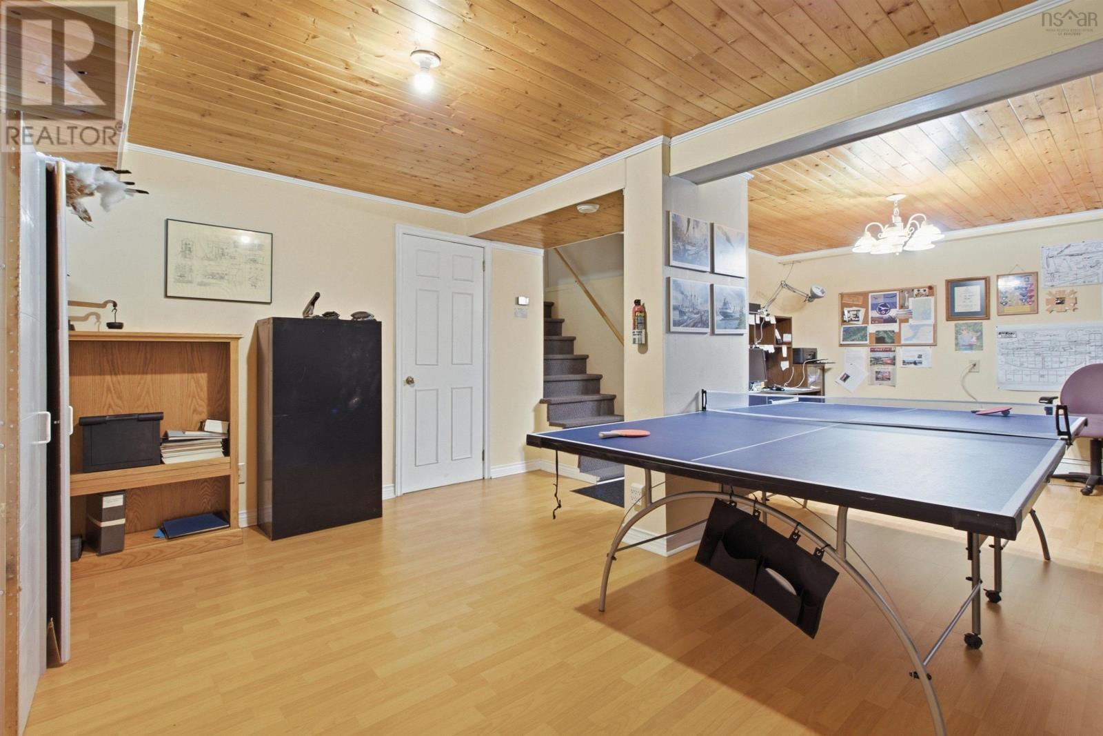 Property 31 of 43 of 8 Lakeview Drive