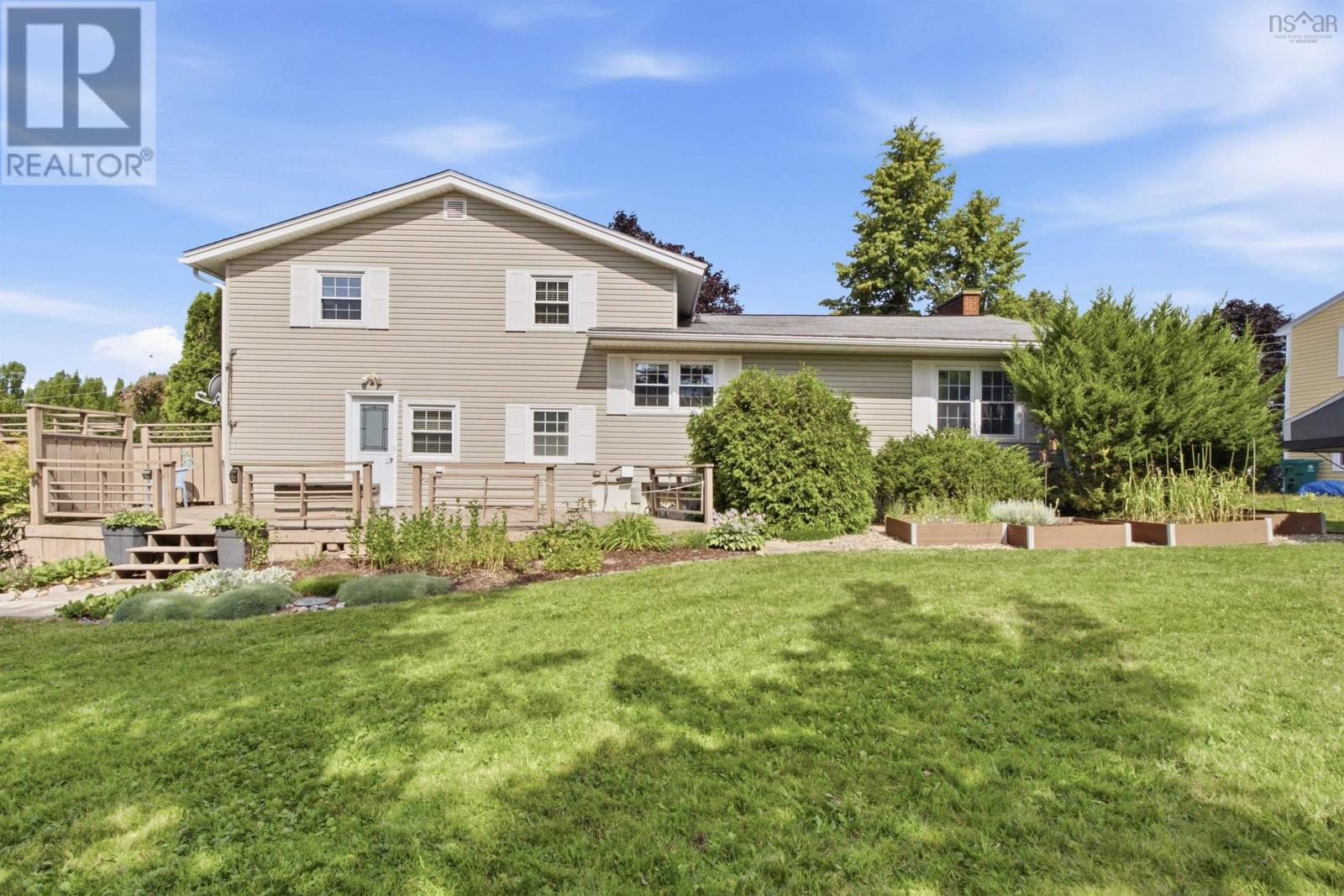8 Lakeview Drive - 40