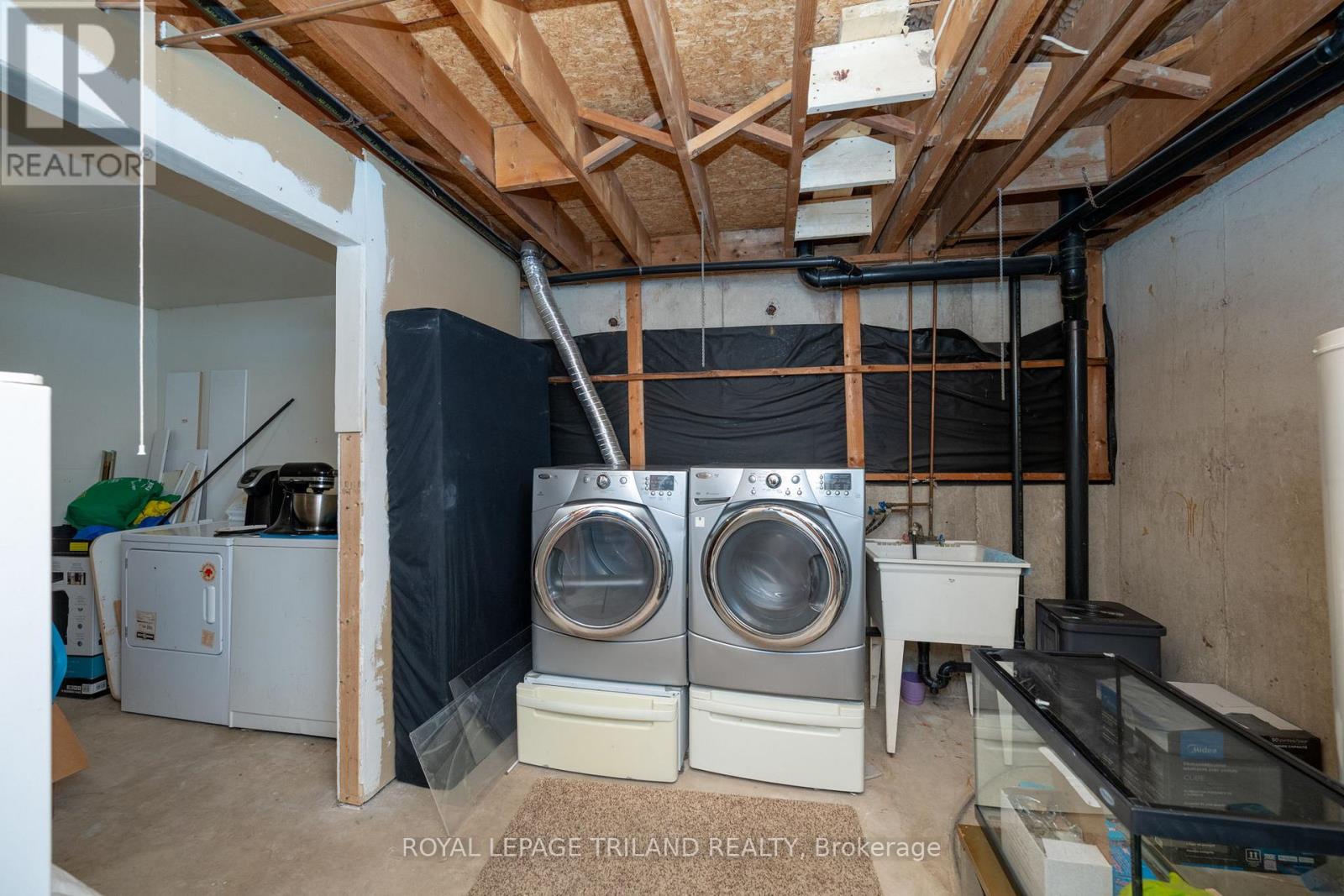 #28 626 WHARNCLIFFE ROAD S - Image 22
