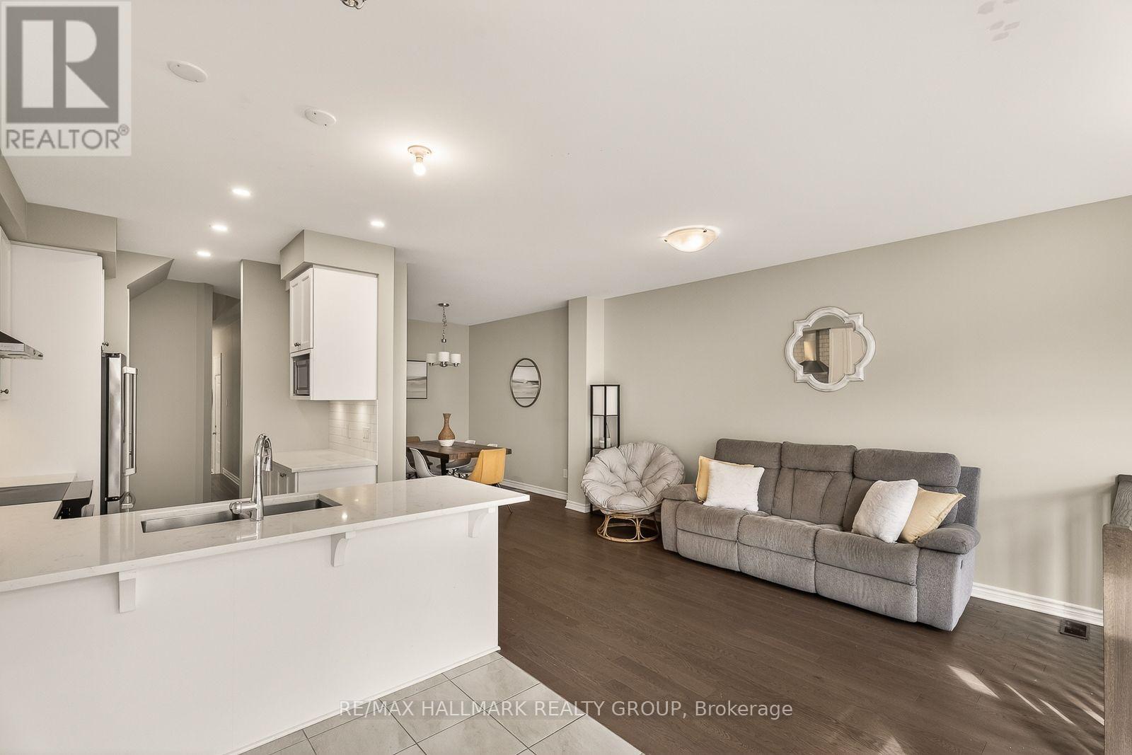 3 Bed, 5 Bath House for Sale in Ottawa – 834 CEDAR CREEK DRIVE, Ottawa – MLS# X13653638 - Image 16