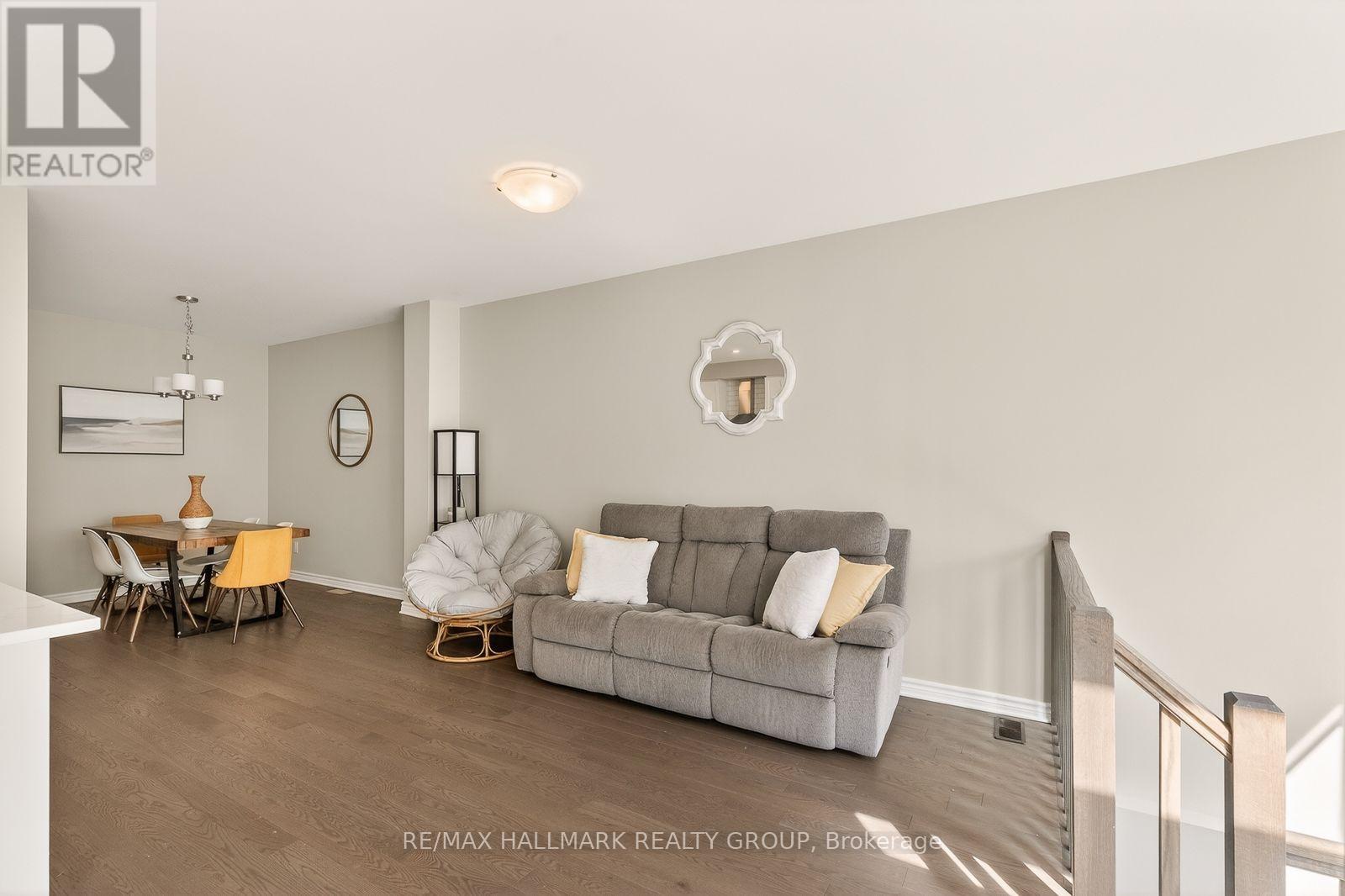3 Bed, 5 Bath House for Sale in Ottawa – 834 CEDAR CREEK DRIVE, Ottawa – MLS# X13653638 - Image 17