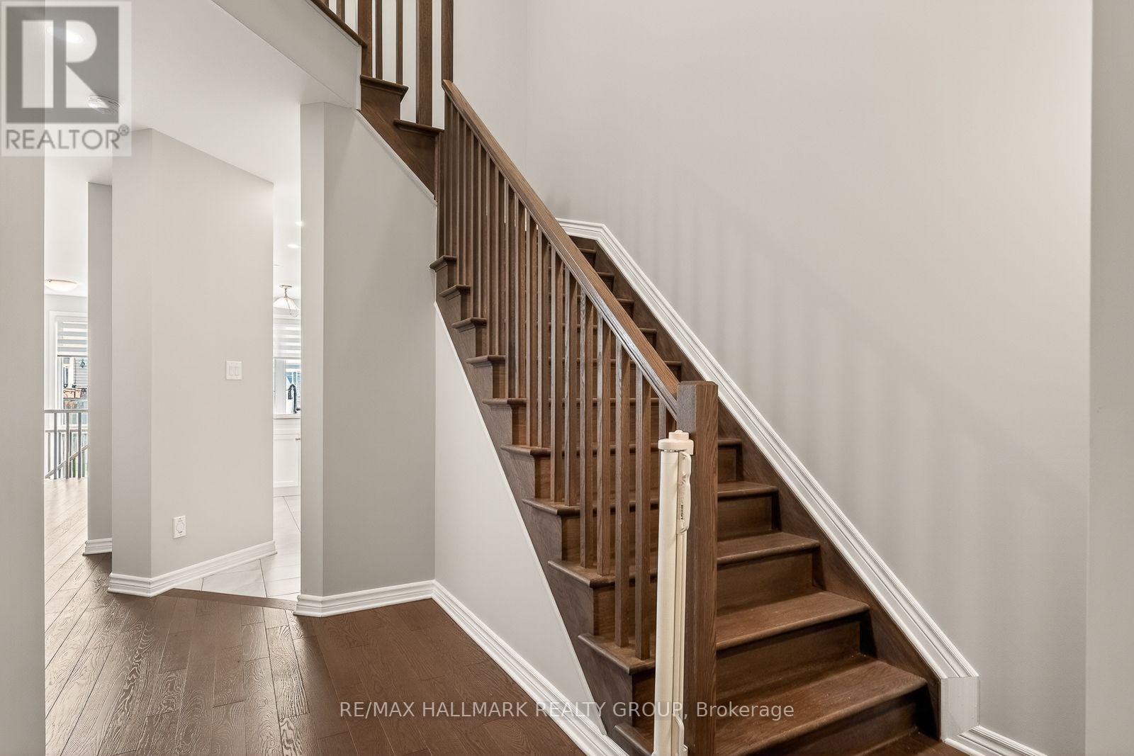 3 Bed, 5 Bath House for Sale in Ottawa – 834 CEDAR CREEK DRIVE, Ottawa – MLS# X13653638 - Image 23