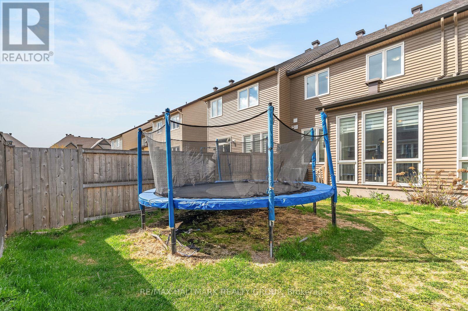 3 Bed, 5 Bath House for Sale in Ottawa – 834 CEDAR CREEK DRIVE, Ottawa – MLS# X13653638 - Image 36