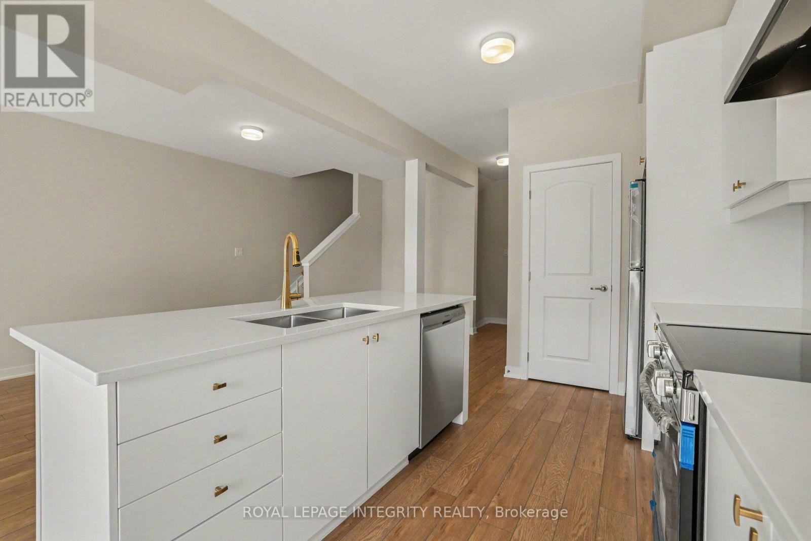 2 Bed, 3 Bath House for Rent in Ottawa – 825 DEMULCENT LANE, Ottawa – MLS# X13653672 - Image 11
