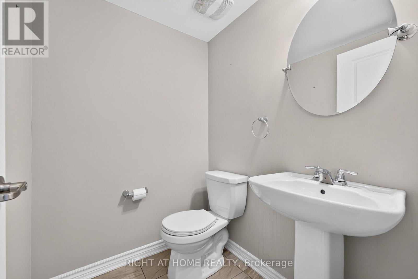 3 Bed, 3 Bath House for Rent in Ottawa – 116 CONIFER CREEK CIRCLE, Ottawa – MLS# X13653674 - Image 6
