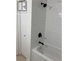 103 15 Langbrae Drive, Halifax, NS B3M3W5 Photo 10