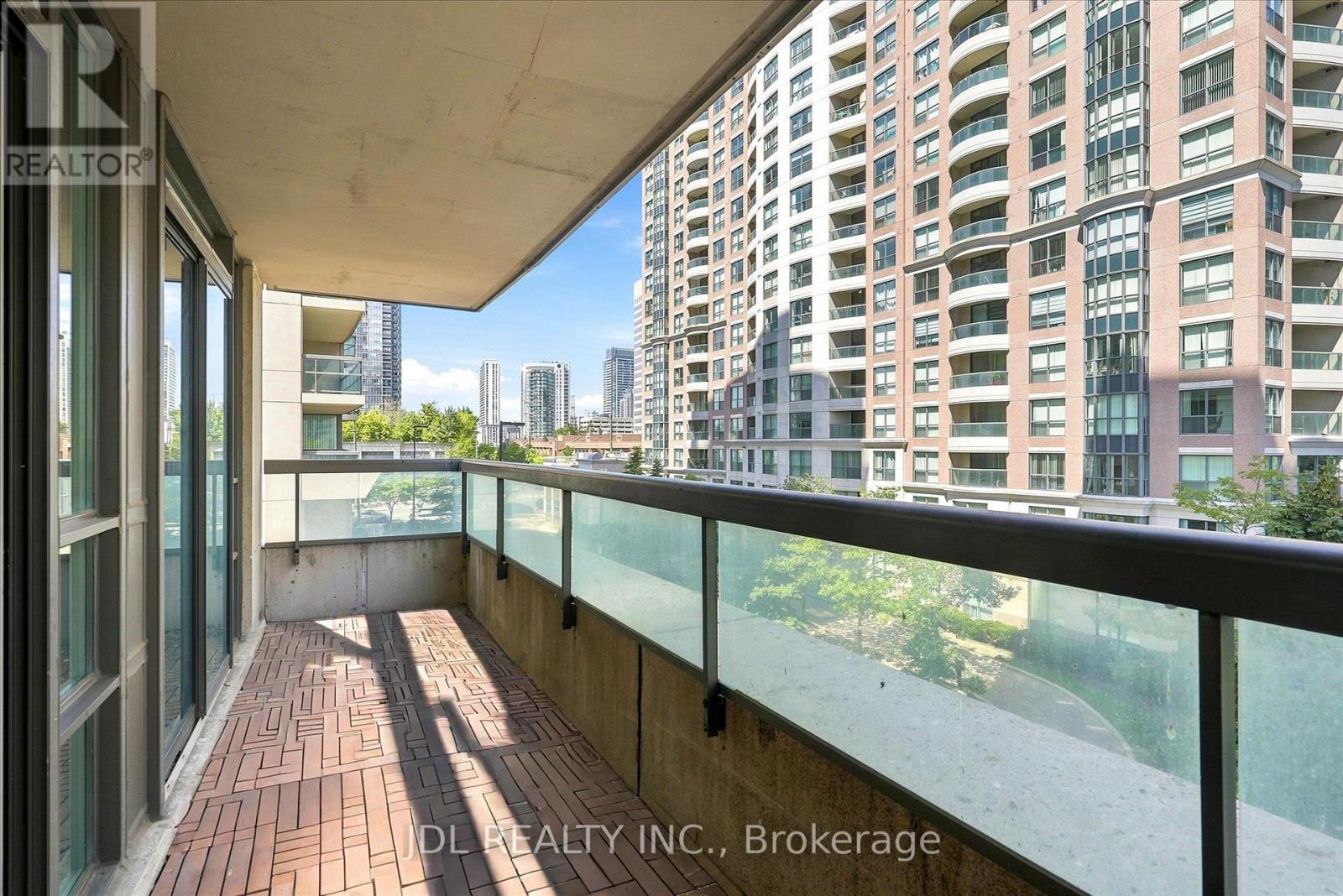 #516 503 BEECROFT ROAD - 23
