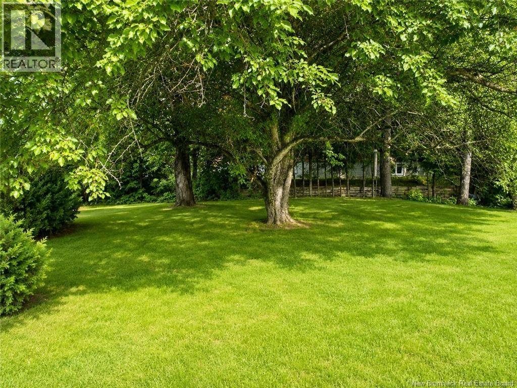 688 EH Daigle Boulevard - 3