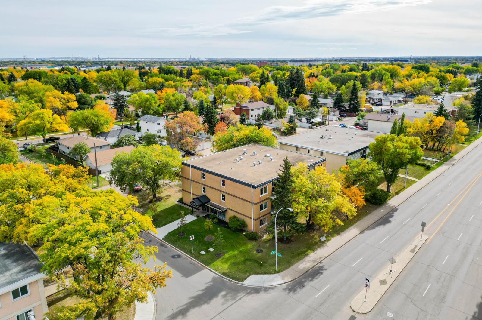 Edmonton, AB, T5B 1E9 - Photo 6
