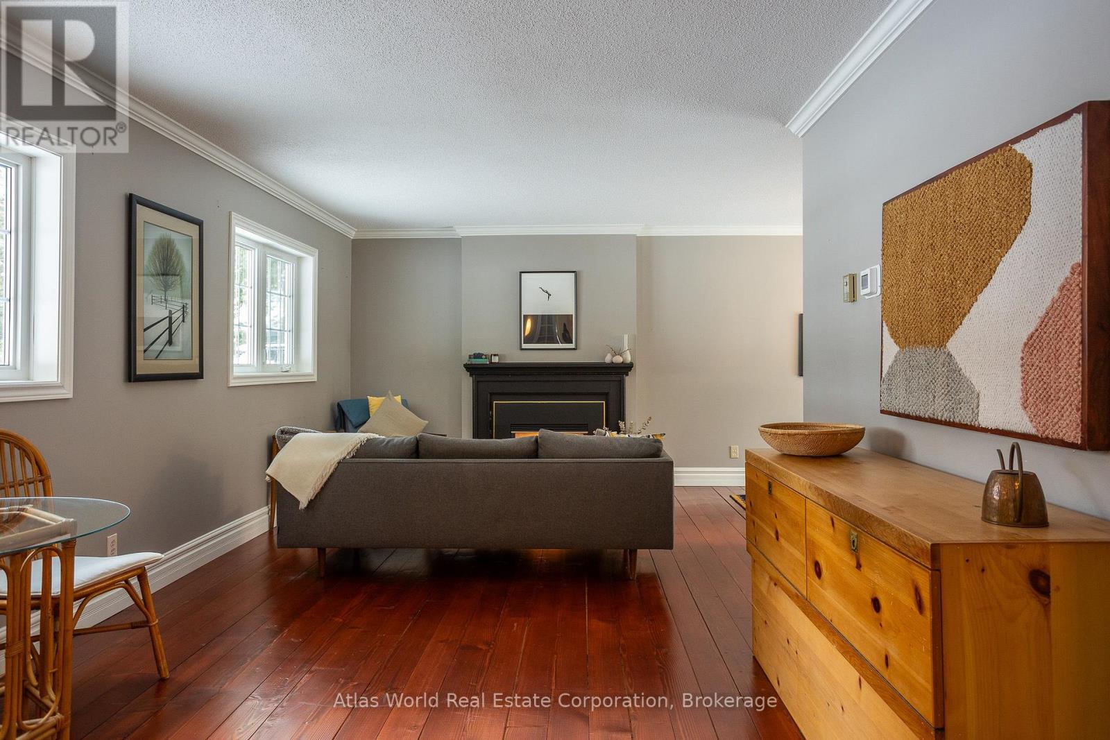 19 FRONT STREET - Image 30