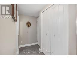 304 - 295 Gilmour Street, Ottawa, ON K2P0P7 Photo 6