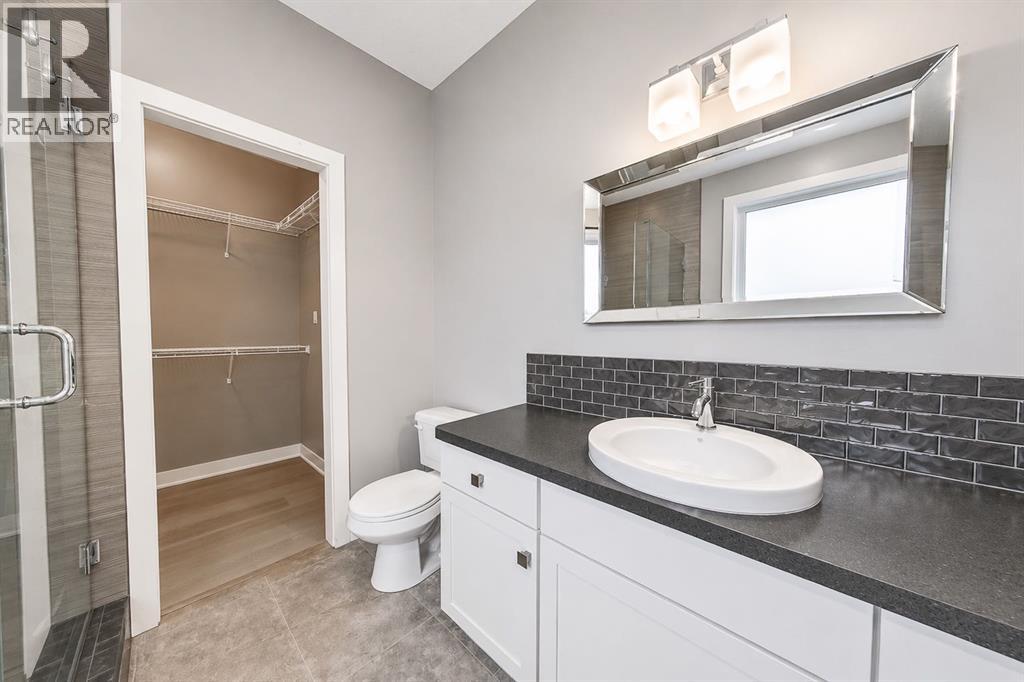 3903 49 Avenue - 13