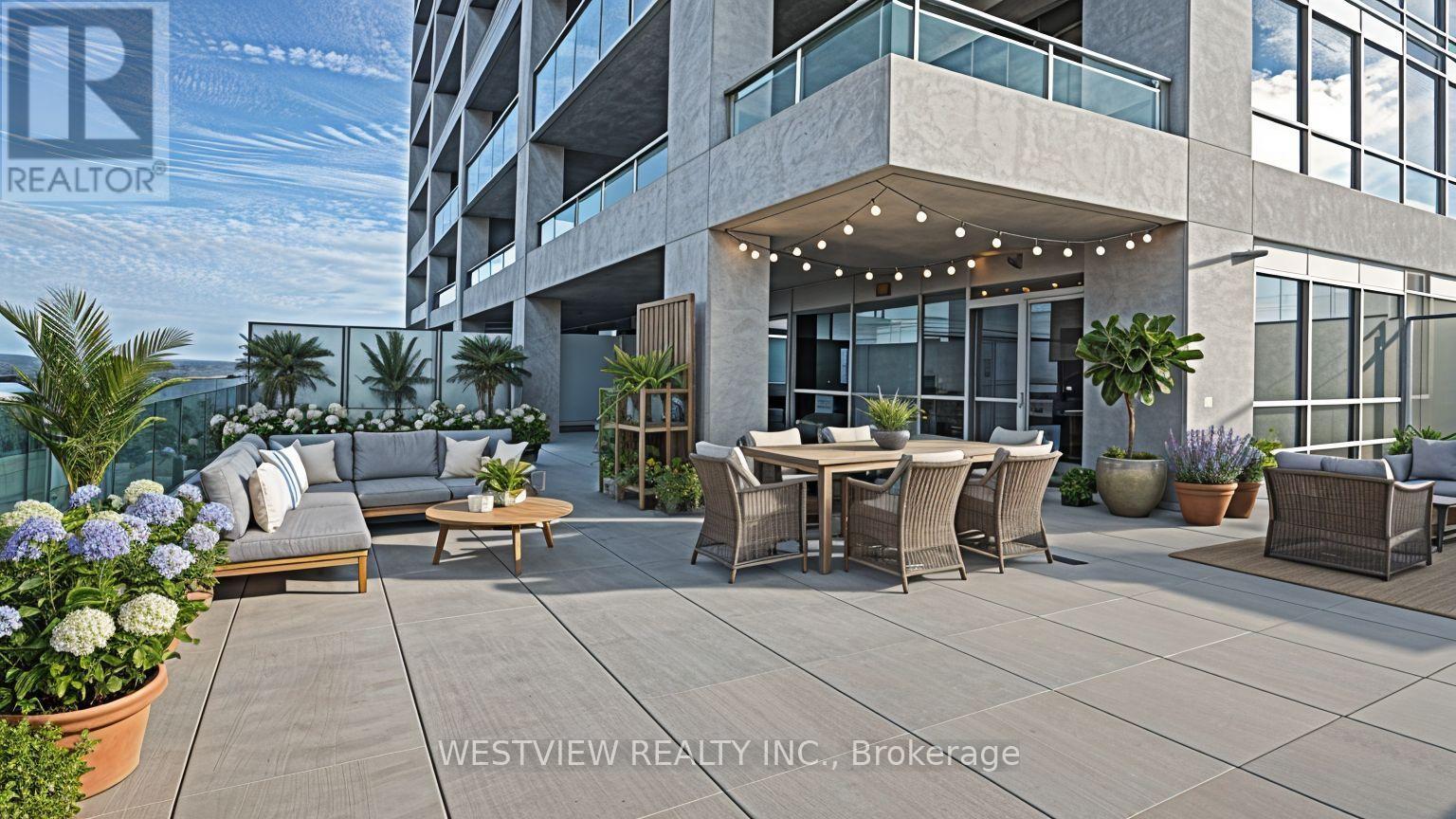 405 - 16 BROOKERS LANE