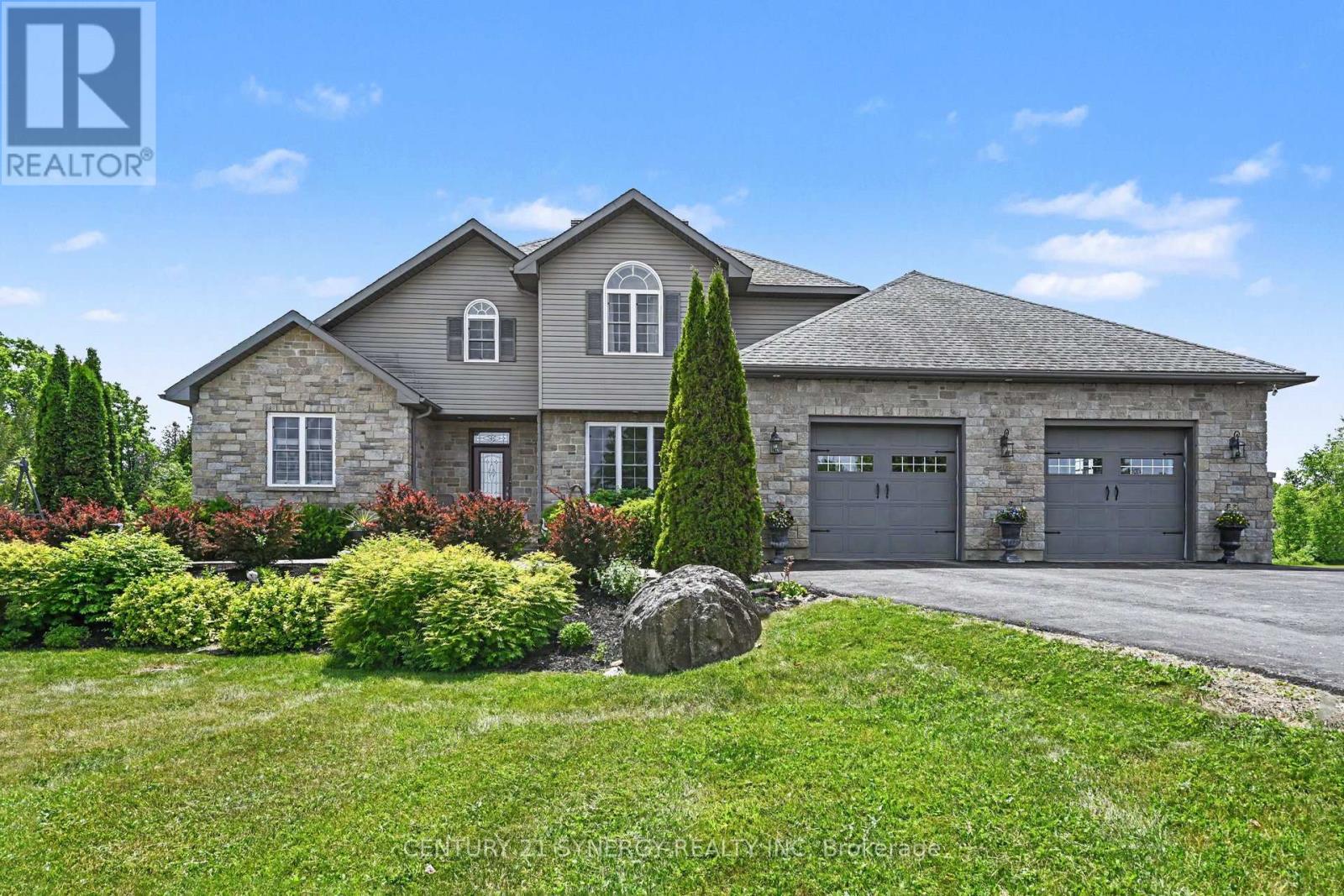 30 BASSWOOD CRESCENT