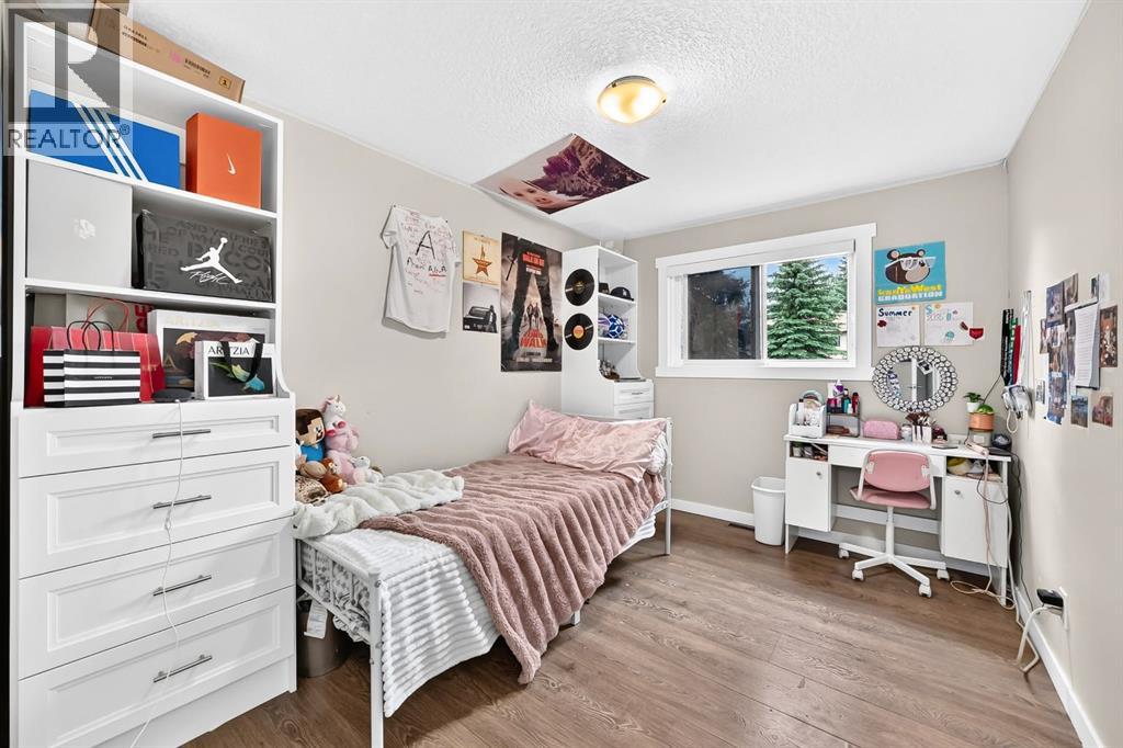 4824 41 Avenue SW - Image 17