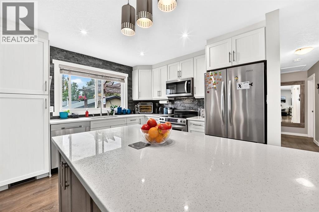 4824 41 Avenue SW - Image 6
