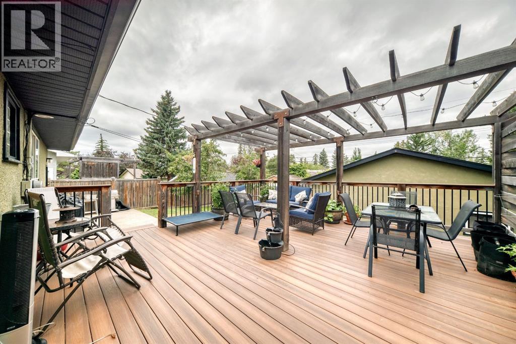4824 41 Avenue SW - 14