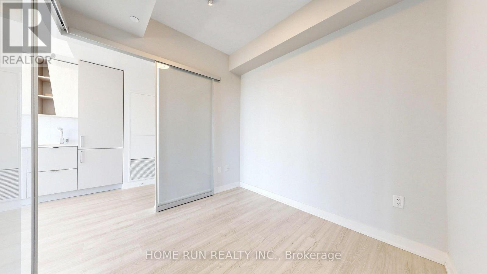#1707 3883 QUARTZ ROAD - 23