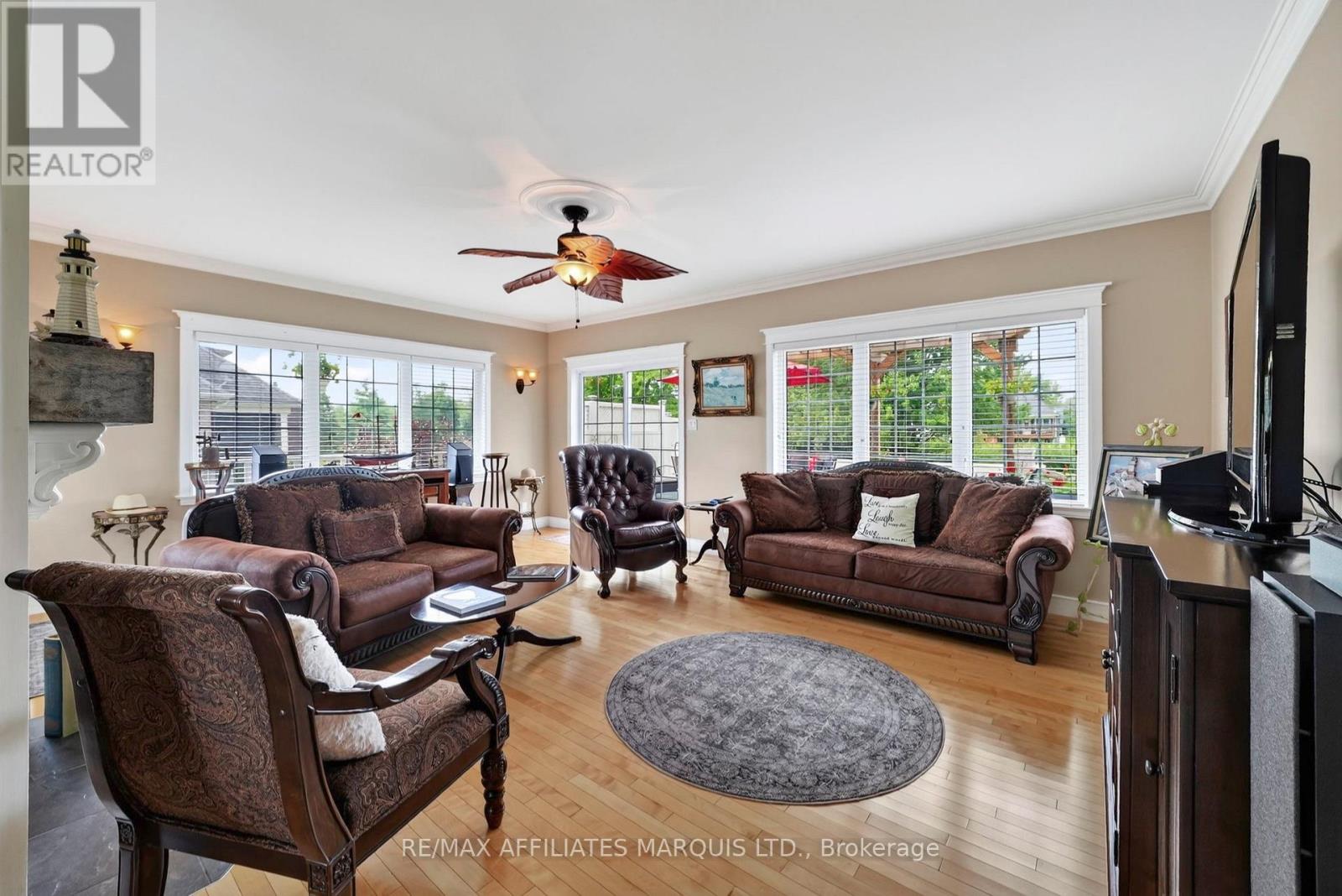 6242 SHANNON LANE - 10