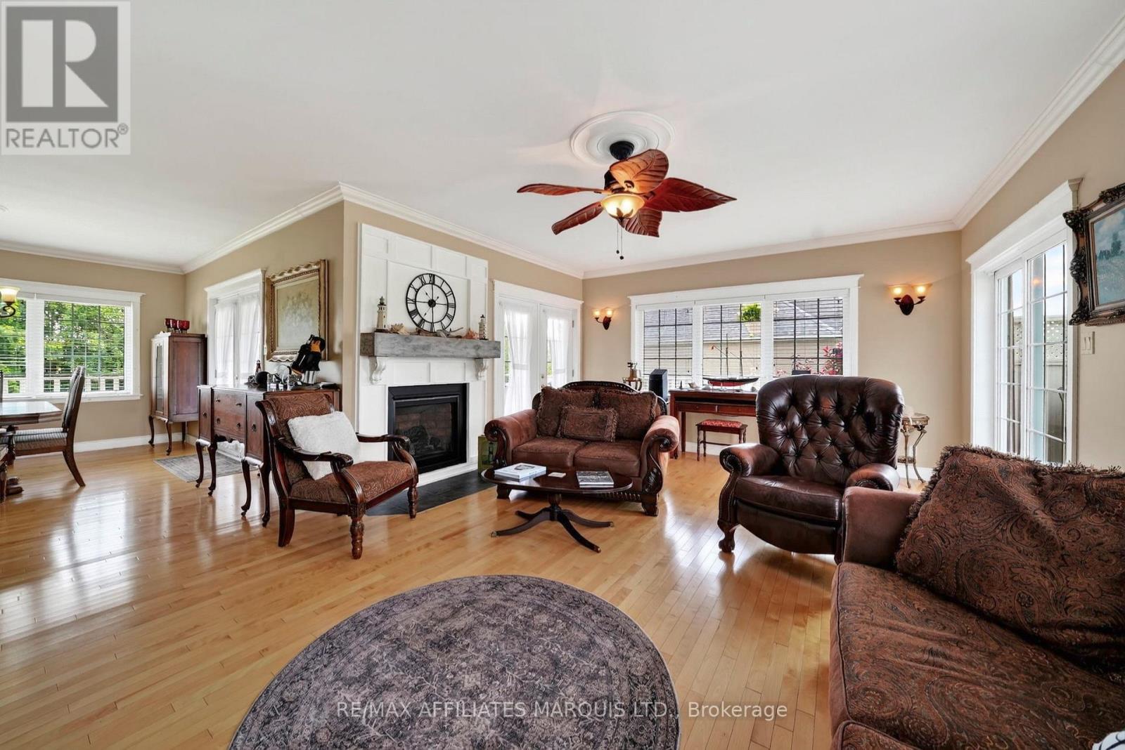 6242 SHANNON LANE - 7
