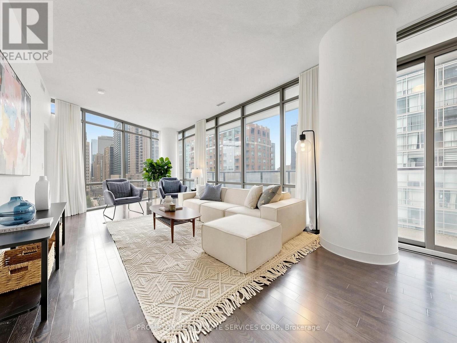 #905 832 BAY STREET - 17