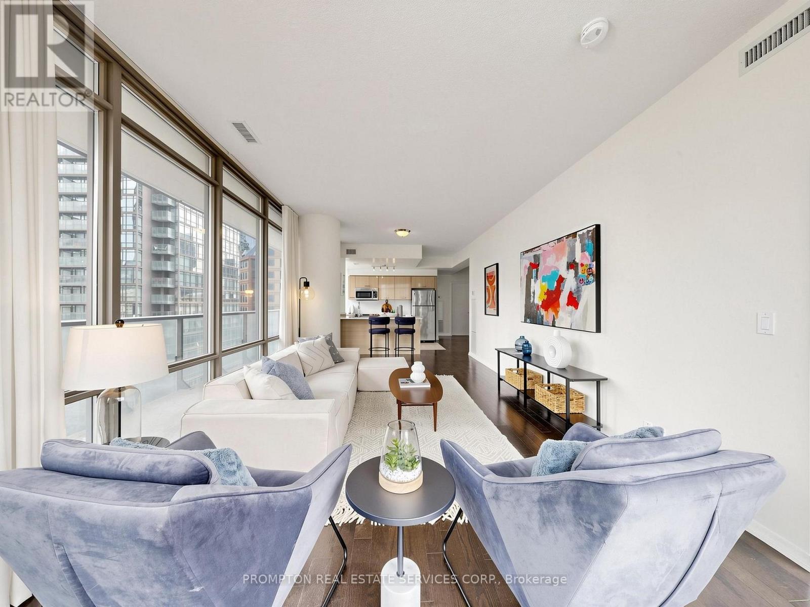 #905 832 BAY STREET - 19