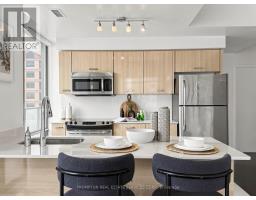 905 - 832 Bay Street, Toronto, ON M5S1Z6 Photo 13