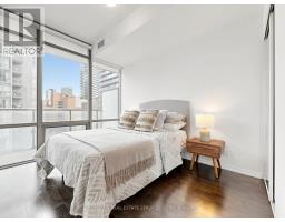 905 - 832 Bay Street, Toronto, ON M5S1Z6 Photo 30