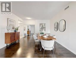 Den - 905 - 832 Bay Street, Toronto, ON M5S1Z6 Photo 6