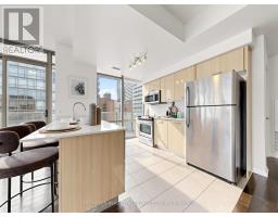 905 - 832 Bay Street, Toronto, ON M5S1Z6 Photo 8