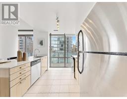 905 - 832 Bay Street, Toronto, ON M5S1Z6 Photo 9