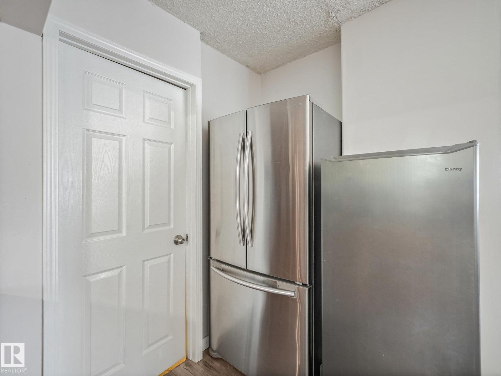 13616 61 ST NW - 18