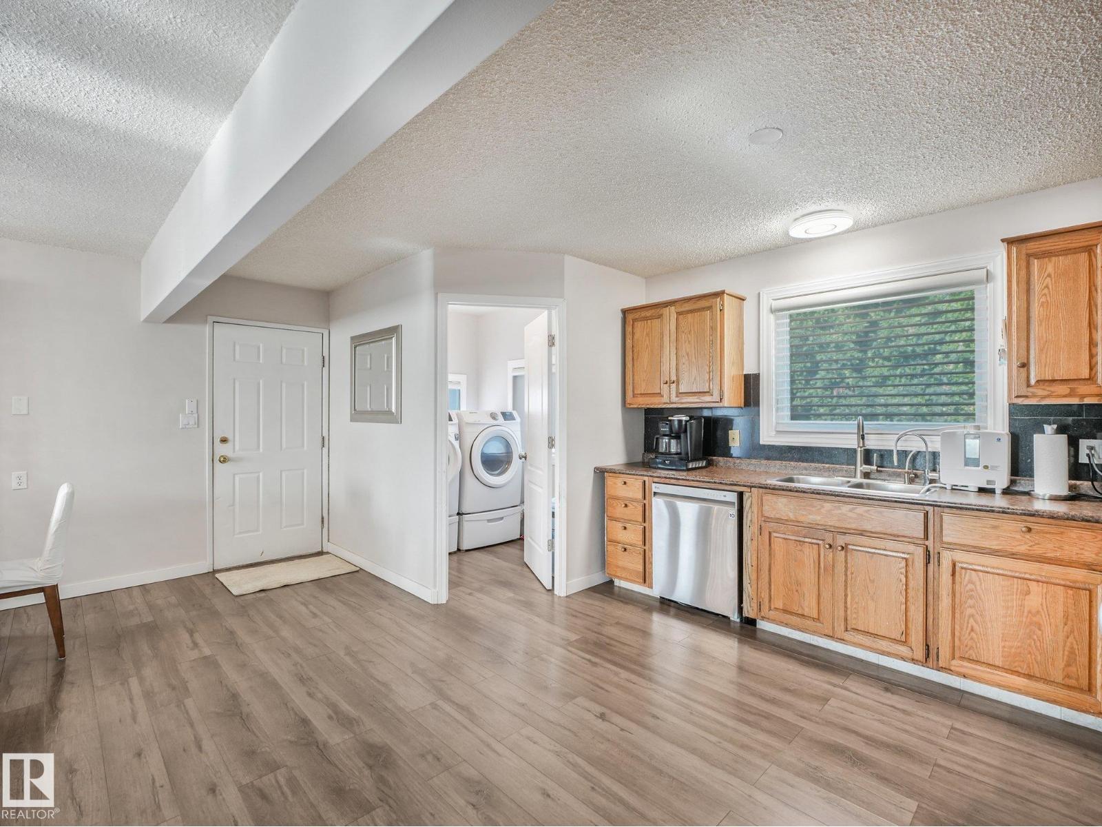 13616 61 ST NW - Image 15
